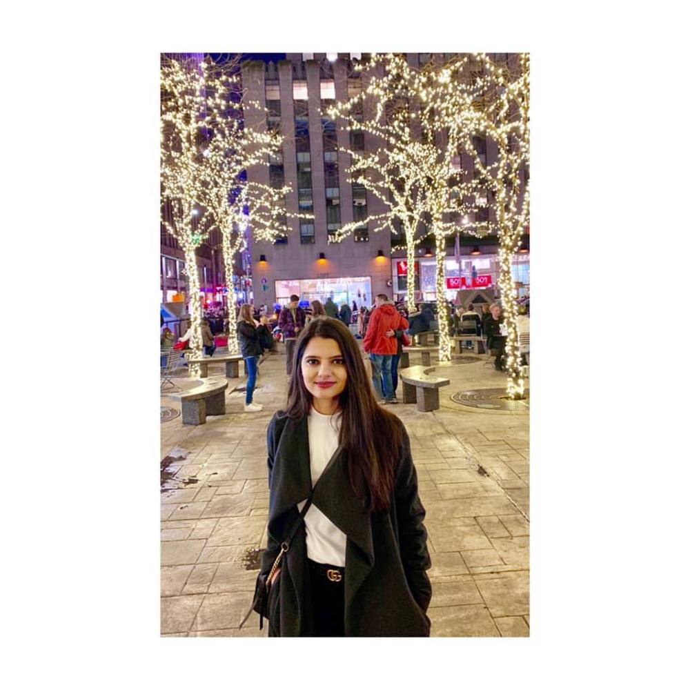 Meet your Posher, Dhwani